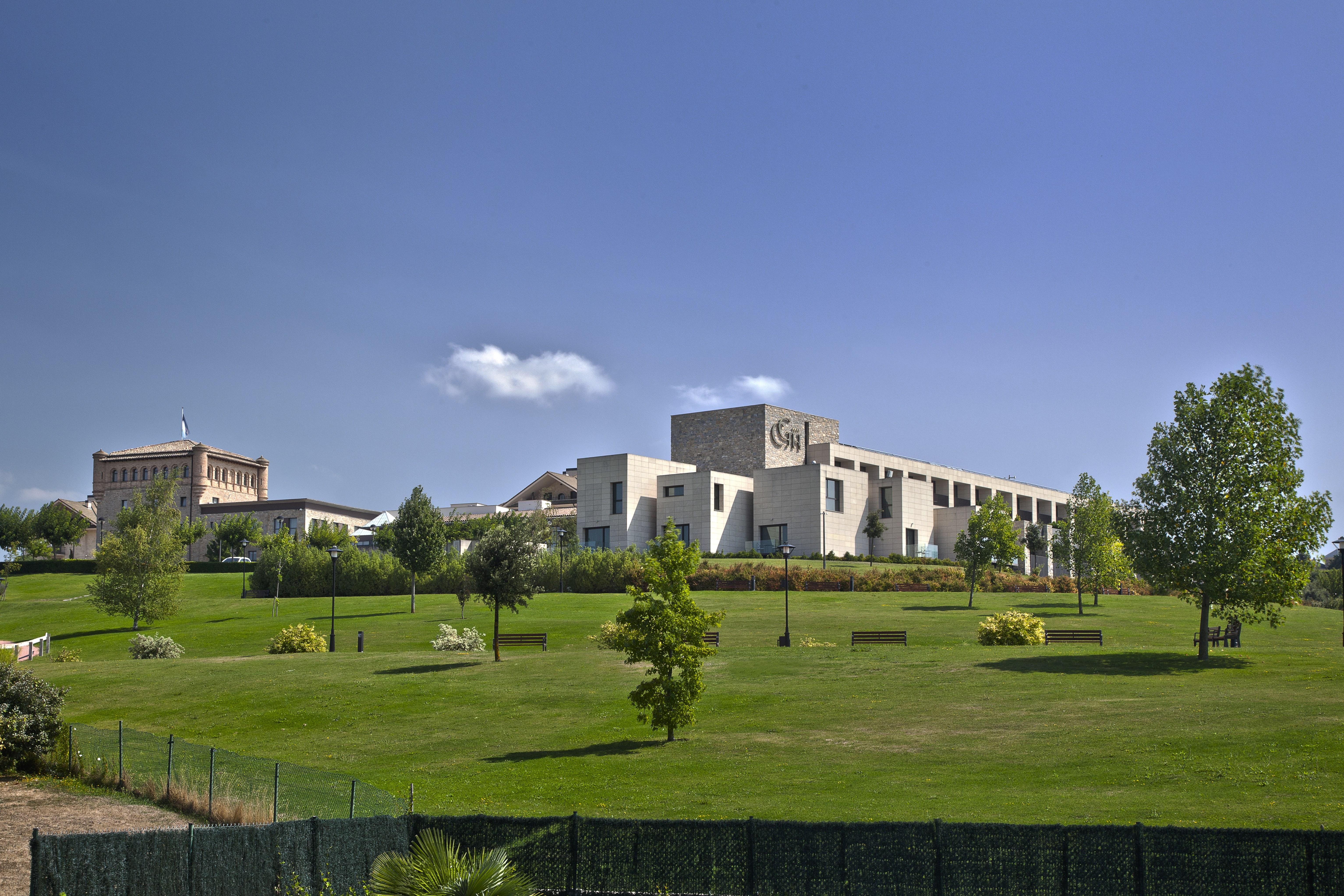 Hotel Castillo De Gorraiz&Spa Eksteriør billede