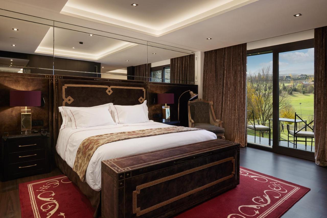 Hotel Castillo De Gorraiz&Spa Eksteriør billede